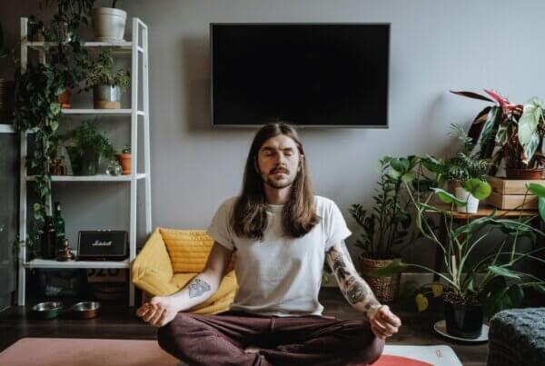 yoga bearded man room meditation how to begin