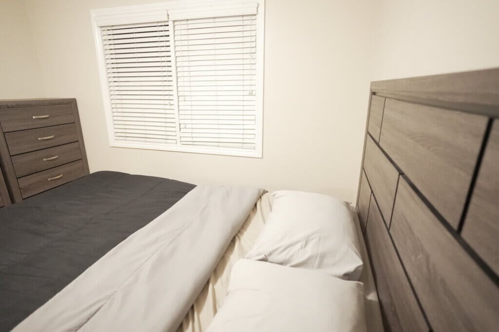 Pacific Beach Sober Living - Comfortable Rooms for those Recovering from Addiction A Clean and Comfortable Bed in Pacific Beach Sober Living