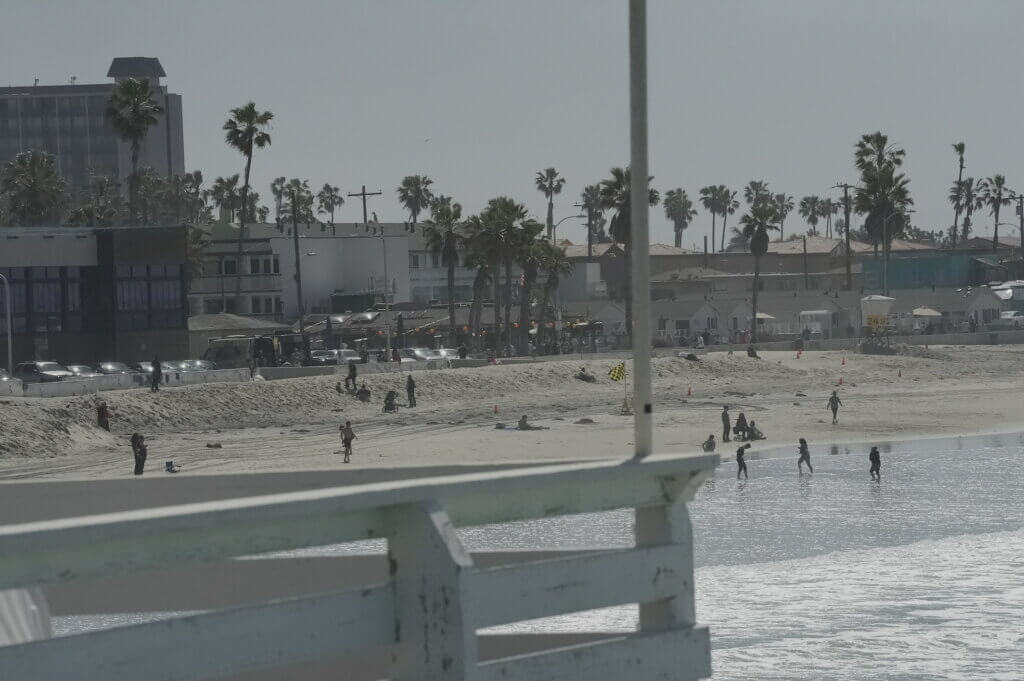 Aspiring sober living homes in Pacific Beach, California near the ocean.