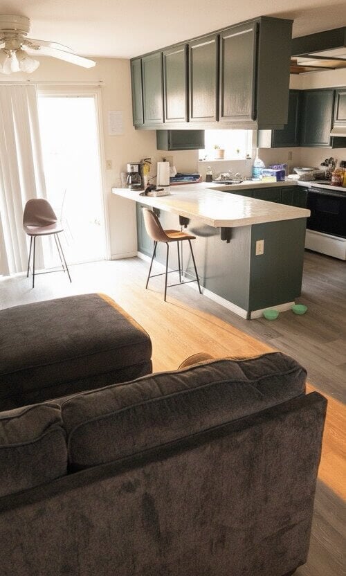 A bright and tidy common area in a sober living home, illustrating a safe and supportive environment for addiction recovery.